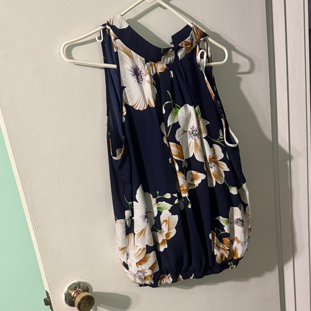 Floral Sleeveless Blouse